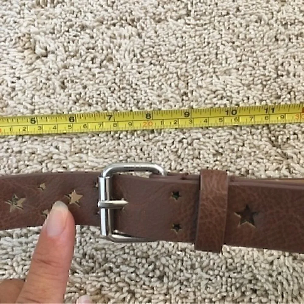 Girls size large brown cutout star belt
